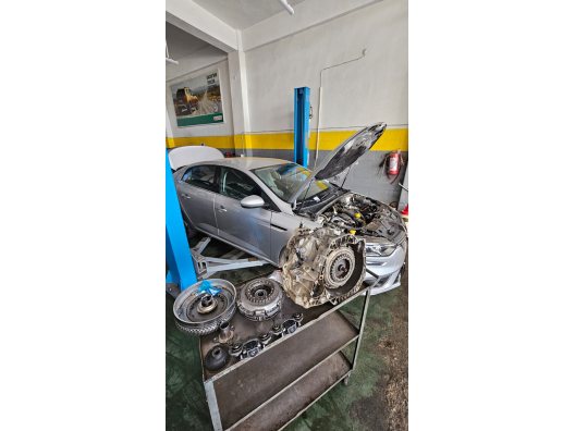 Uşak Renault Clio ve Megane Otomatik Şanzıman & Zincir Değişimi Hizmetleri - Gold Auto Renault Dacia Özel Servisi