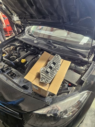 Uşak’ta Renault ve Dacia Araçlarda Otomatik Şanzıman Bakımı ve Tamiri: Vites Geçiş Arızalarına Uzman Çözüm - Gold Auto Renault Dacia Özel Servisi